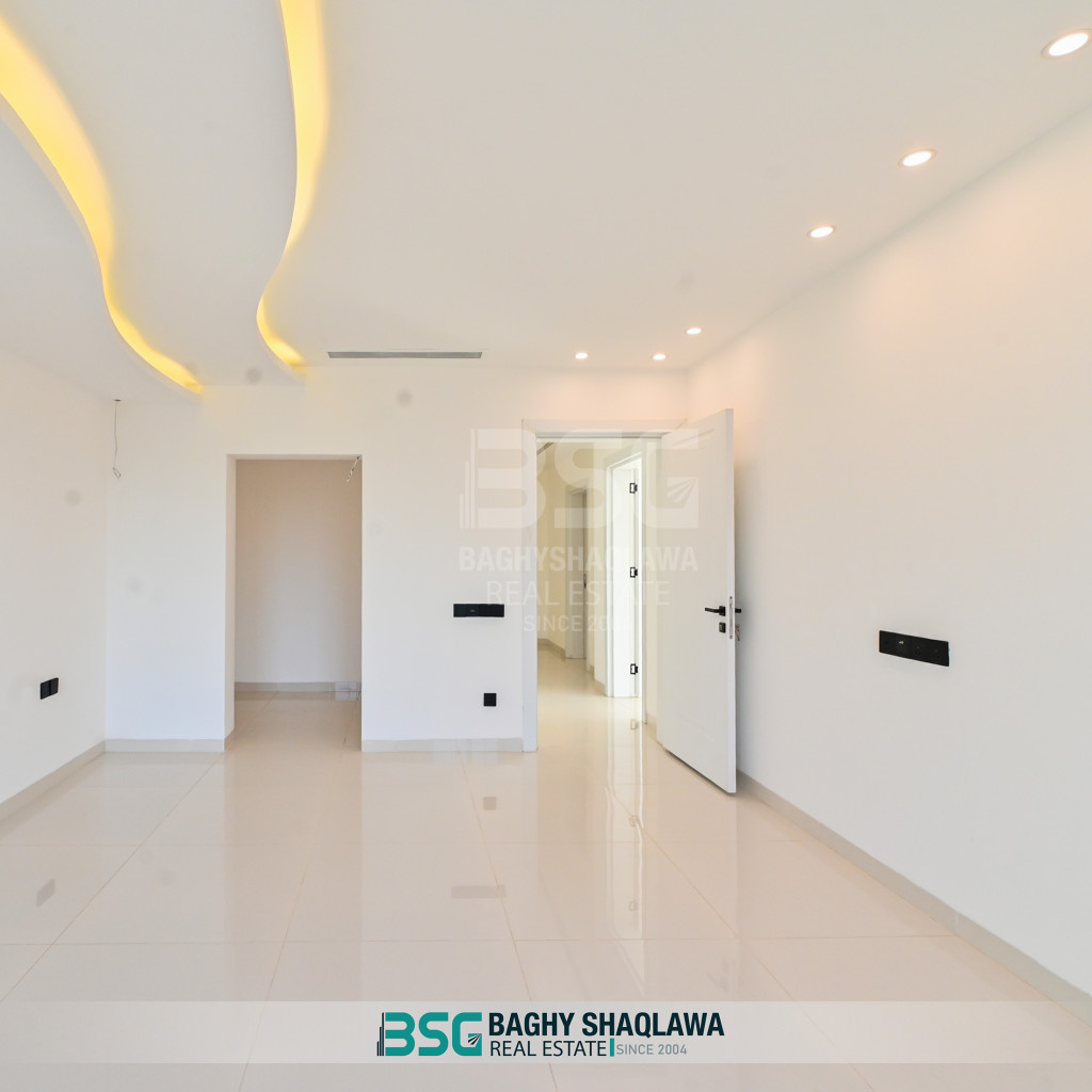 Spacious House with 3 Bedrooms in Hiwa City Image 15