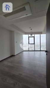 Modern and Spacious Apartment in Cavalli Tower Resim 4