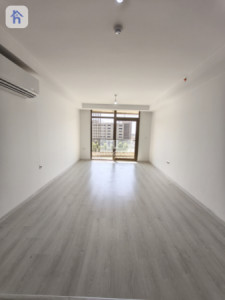 Modern Apartment in Prime Location image 2