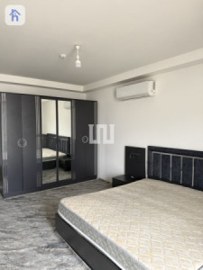 شقة مؤثثة للإيجار صورة 6