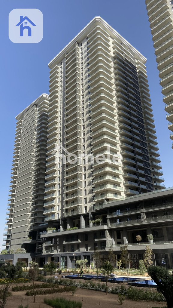 Spacious Apartment in Rami Towers