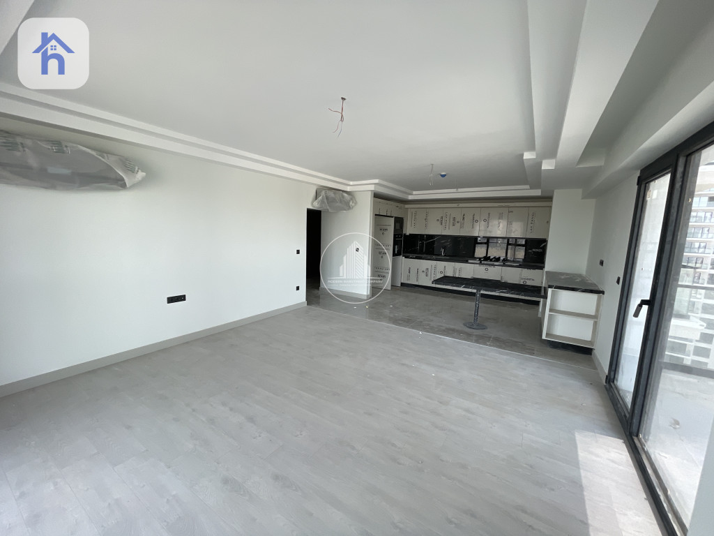 Spacious Apartment in Rami Towers