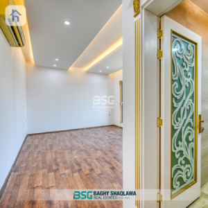 Villa for sale Opposite Garden in American Village Resim 13