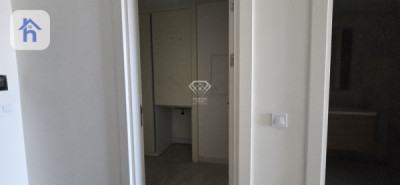 Cozy apartment in Empire Square Image 12