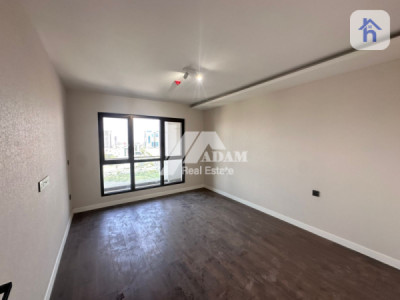 Boulevard Apartment 97m² For Sale Image 3
