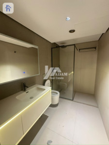 Corner Apartment image 3