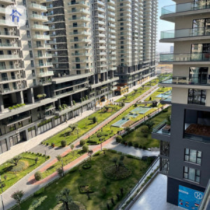 Spacious Apartment in Rami Towers image 2