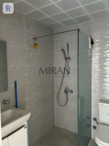 Cozy 1-Bedroom Apartment in Eskan Towers Resim 6