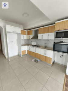 Spacious Apartment in RoyaTower Image 6