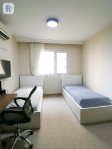 3-Bedroom Apartment in Empire Royal Image 5