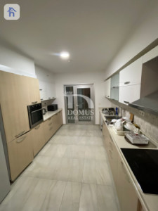 شقة مؤثثة للإيجار صورة 9