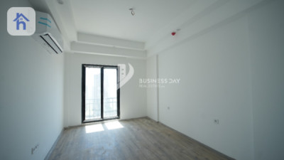Spacious 3 Bedroom Apartment for Rent Image 7
