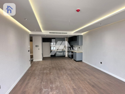 Luxurious 3 Bedroom Apartment in Prime Location image 1