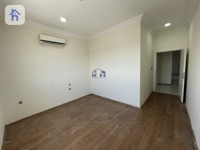 Spacious 3-Bedroom Apartment in Zaniary Towers Image 7
