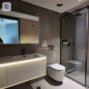 Modern 3BR Apartment with City Views Image 6
