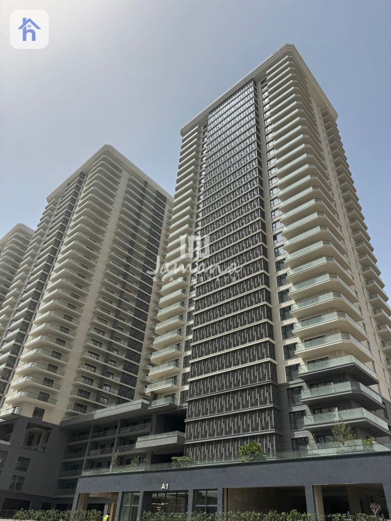 Cozy One Bedroom Apartment in Rami Towers
