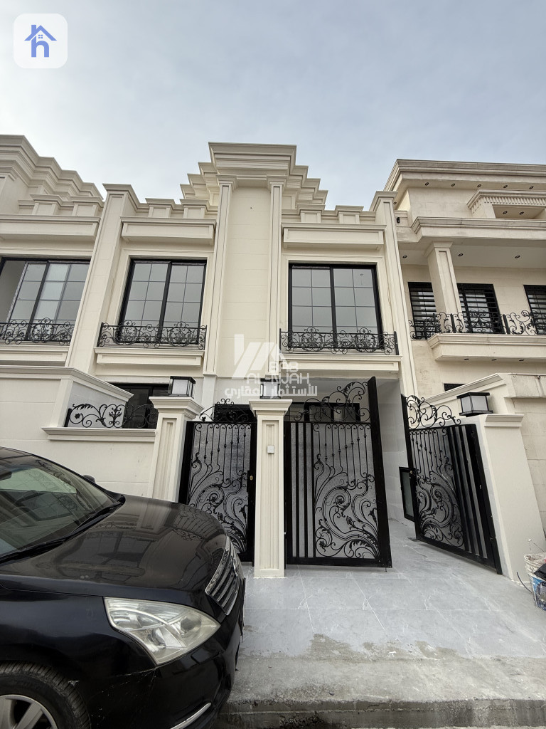 Modern 4-Bedroom Home in Brayaty