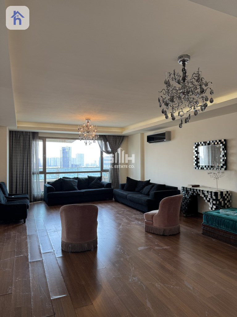 Spacious Park View Apartment, Erbil