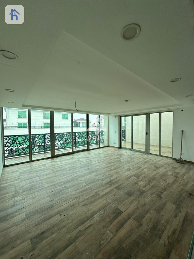 ApartVilla For Rent in Life Tower