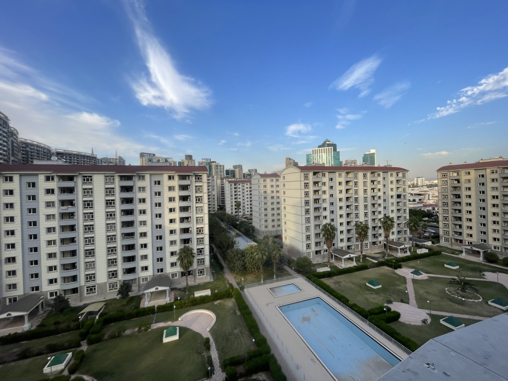 Spacious 3-Bedroom Apartment in Erbil Image 3