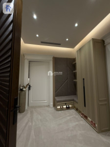 Luxury House image 21