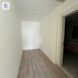 Spacious Apartment in Empire Square Resim 5