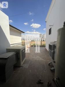 Luxury House image 27