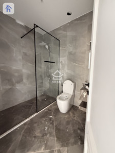 Modern House image 11