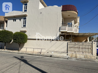 House Opposite Garden image 1