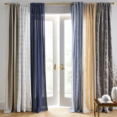 Curtain