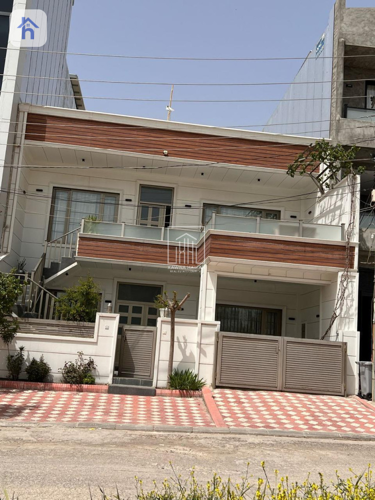 Large House with 4 Bedrooms