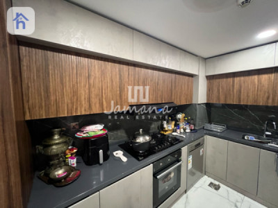 Contemporary Apartment with High-End Features Image 7