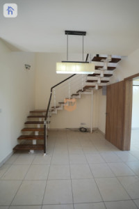 2-story house with 4 bedrooms image 13