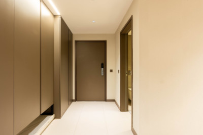 Luxurious Apartment in Cavalli Tower Image 10