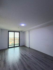 Spacious 2 Bedroom Unit image 3