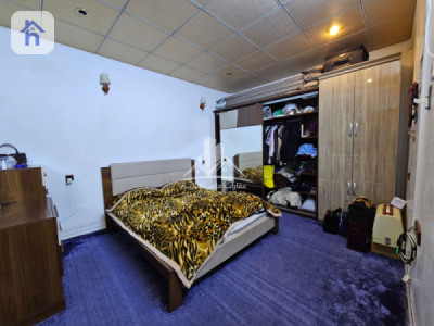 House Opposite Garden Image 9