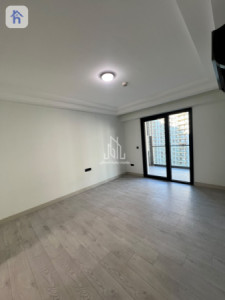 Cozy Single Bedroom Apartment image 5