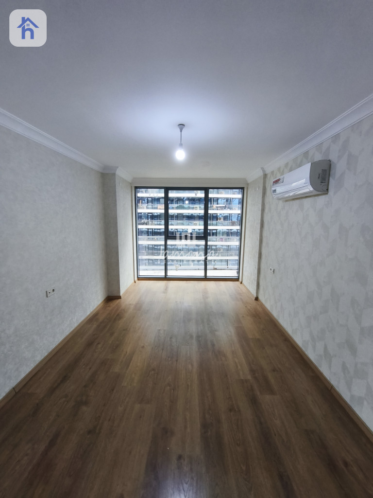 10th Floor Apartment for Rent