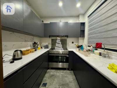 منزل مؤثث واسع للبيع صورة 9