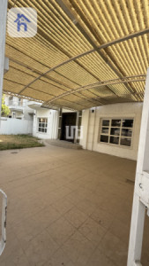 Modern Villa with 4 Bedrooms image 2