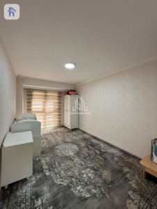 Modern Apartment Image 7