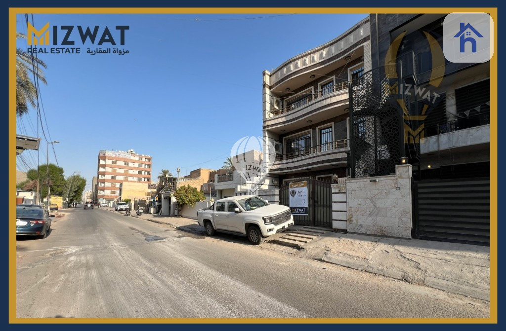 Modern house with multiple rooms Resim 2