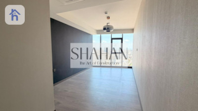Spacious Apartment with Stunning Views image 6