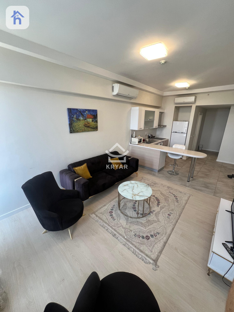 Elegant Apartment in Empire Diamond