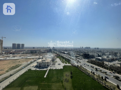 Spacious Apartment with Stunning Views Resim 8