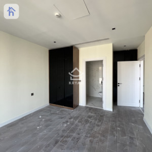 Luxurious 4 Bedroom Duplex Apartment image 2