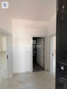 Spacious House with Modern Design Image 4