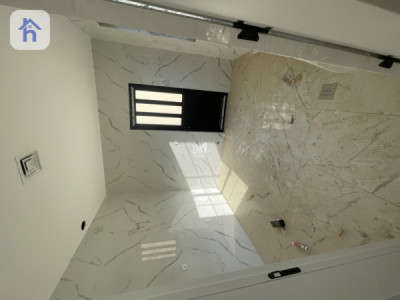 Corner House Image 6