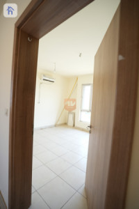 2-story house with 4 bedrooms image 17