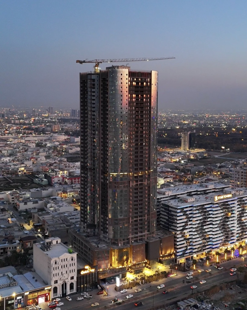 Cozy Furnished Apartment with City Views Image 6